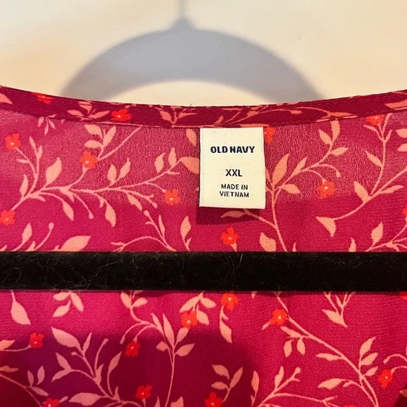 Old Navy Floral Wrap Dress - Picture 6 of 7